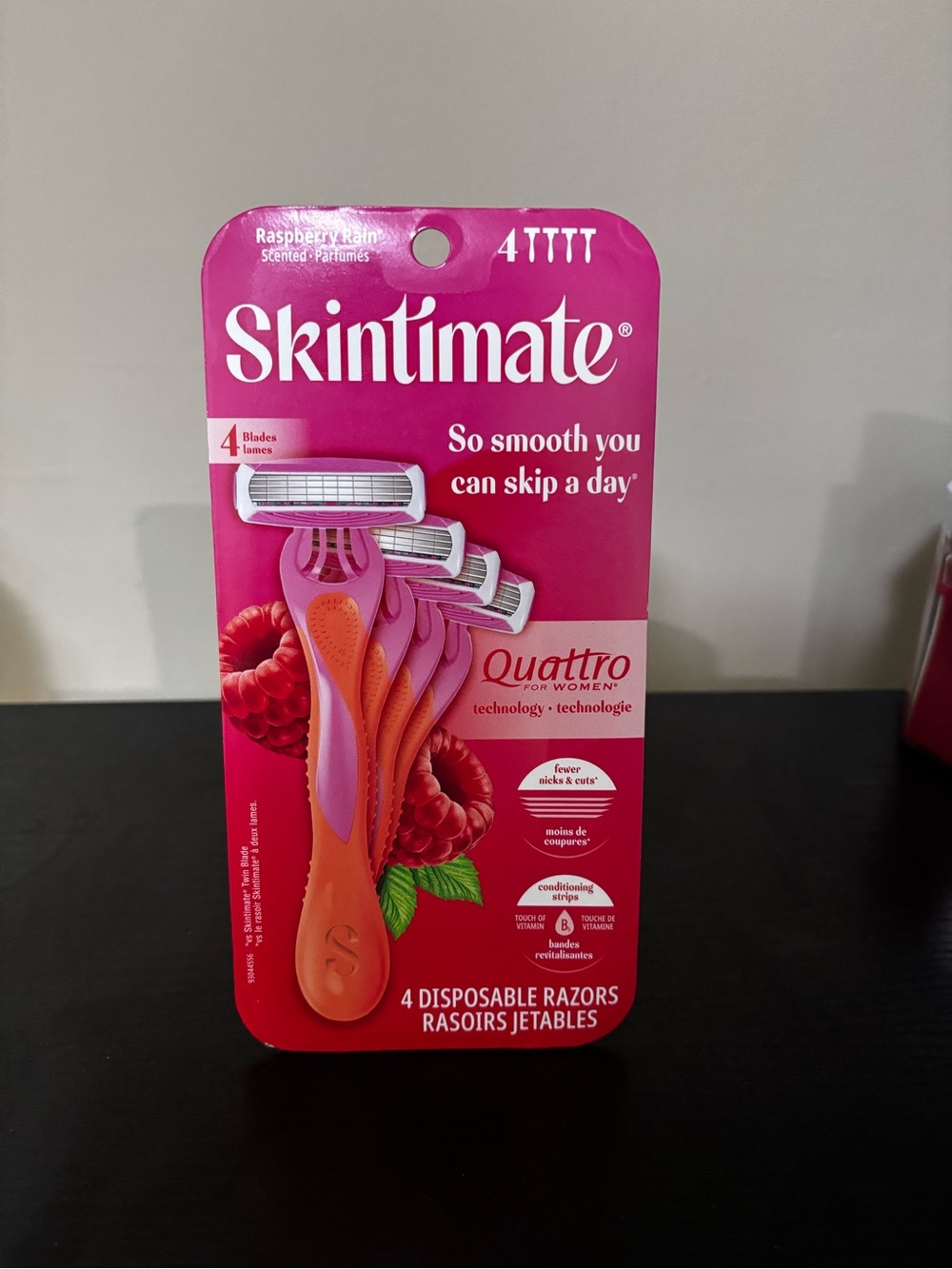 Skintimate Quattro Disposable Razors for Women - Pink & Orange